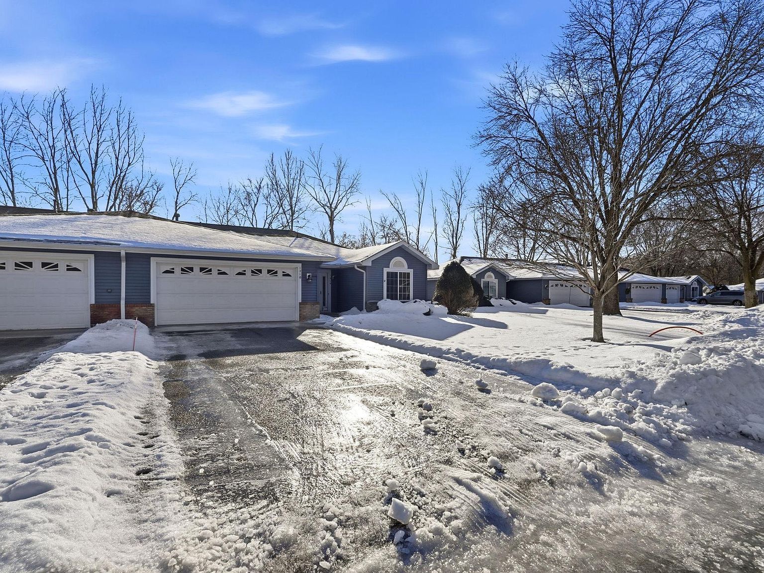 1210 Ravenswood Ct Shoreview, MN 55126 - Thumbnail 2
