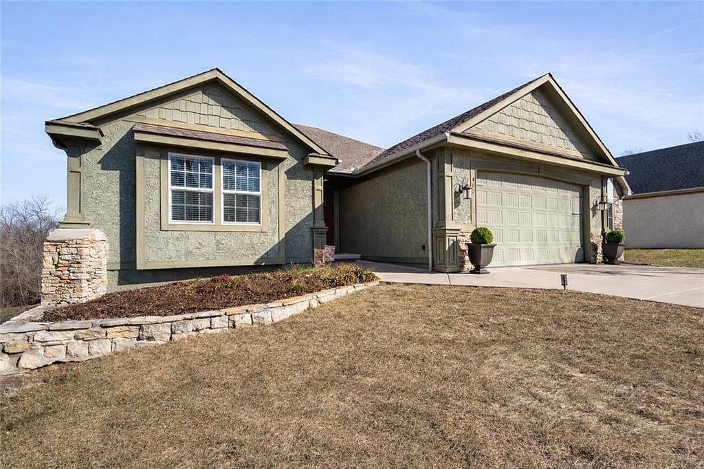 483 S 137th Pl Bonner Springs, KS 66012, 66012