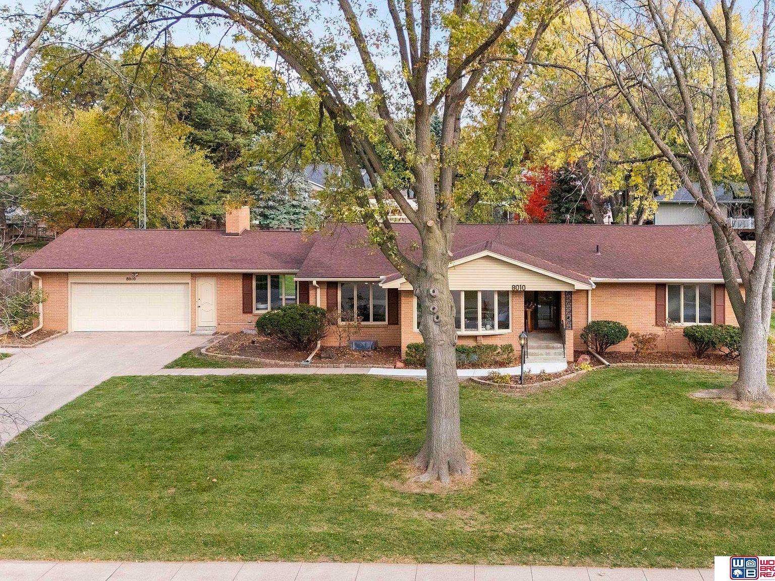 8010 Talbot Trl Lincoln, NE 68506 - Thumbnail 2