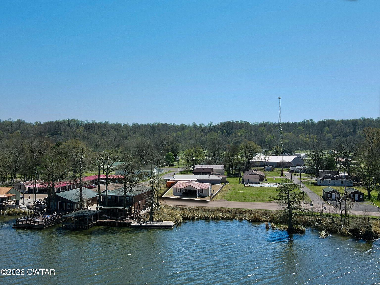 247 E Lakeview Dr Hornbeak, TN 38232 - Thumbnail 2