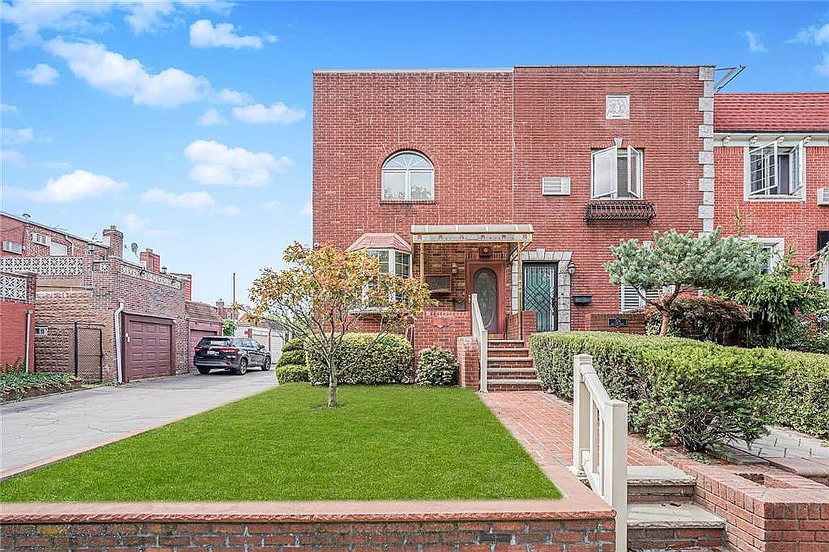 326 Bay 14 St Brooklyn, NY 11214 - Thumbnail 2