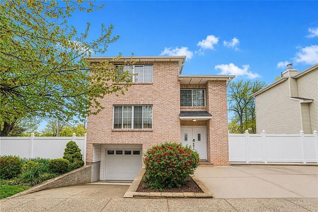 68 Eltingville Blvd Staten Island, NY 10312  | Single Family