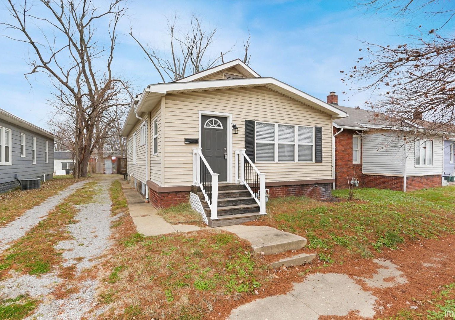 1566 E Morgan Ave Evansville, IN 47711 - Thumbnail 2