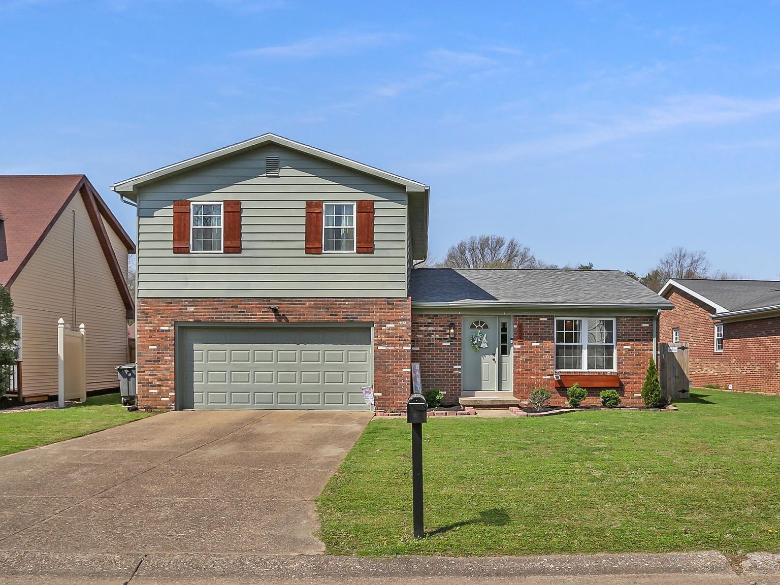 655 Bonnie View Dr Evansville, IN 47715  | Single Family