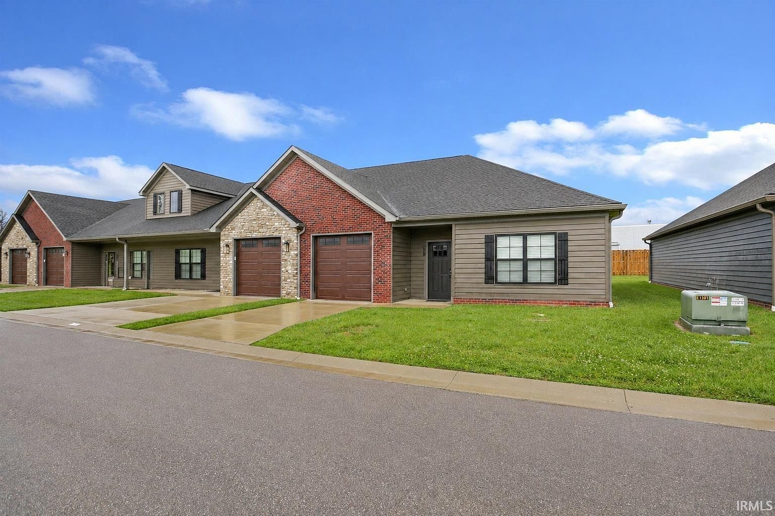 3782 High Pointe Ln Newburgh, IN 47630  | Condominium