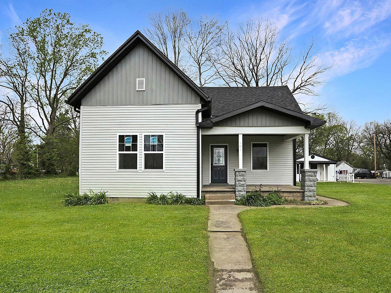 407 W 4th St Mount Vernon, IN 47620 - Thumbnail 2