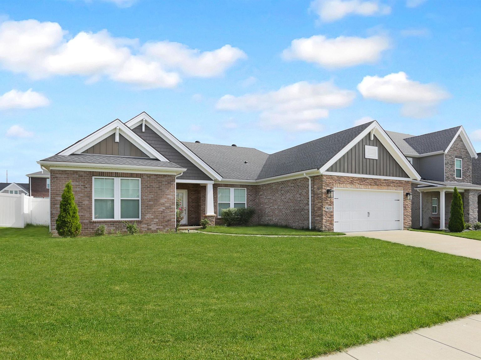 5610 Belmont Dr Newburgh, IN 47630, 47630