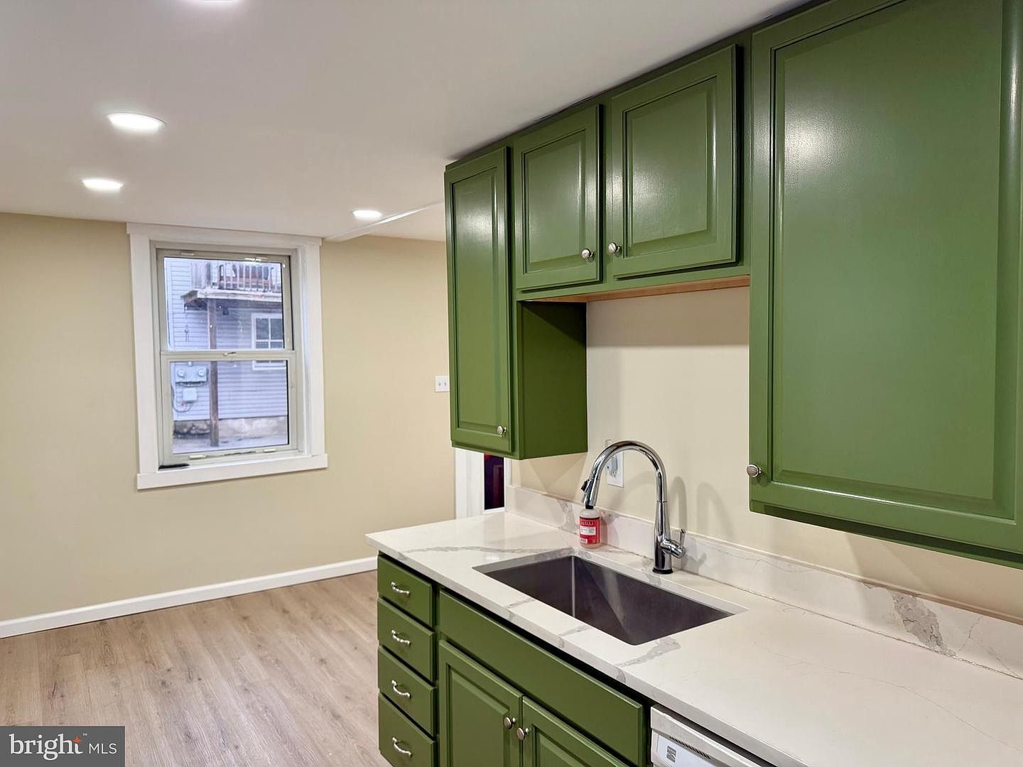 169 King St Petersburg, PA 16669 - Thumbnail 2