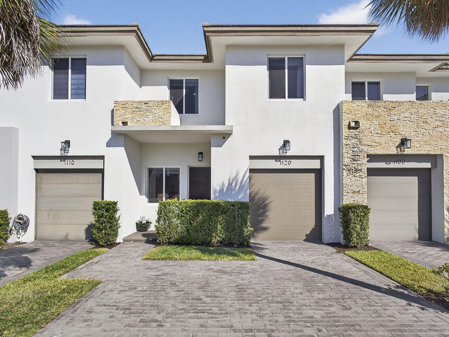 1120 Pioneer Way Royal Palm Beach, FL 33411 - Thumbnail 2