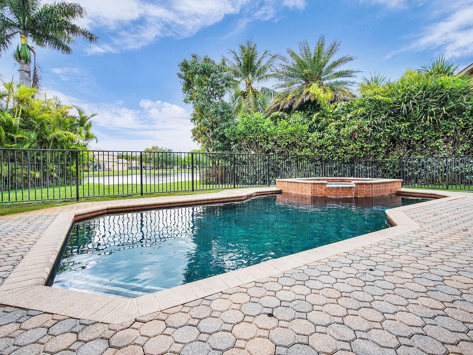 9192 Pineville Dr Lake Worth, FL 33467  | Single Family