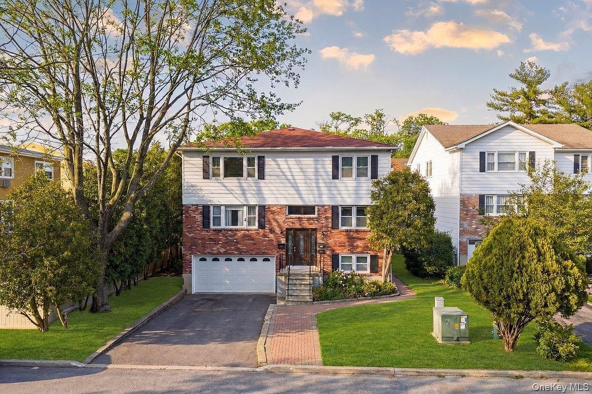 30 Ridge Rd Dobbs Ferry, NY 10522  | Multi Family