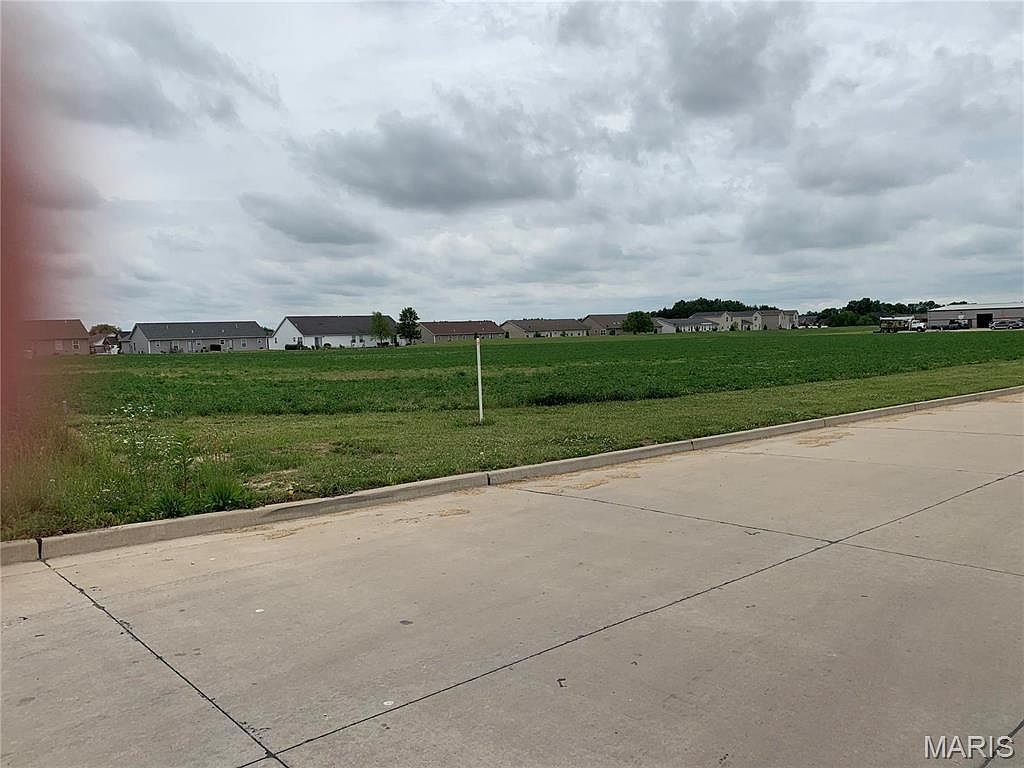 13964 Best One Dr Breese, IL 62230 - Thumbnail 2