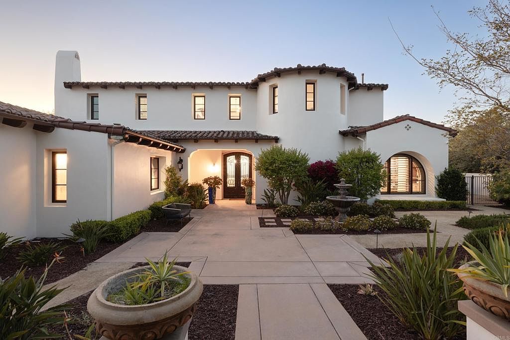 8136 Entrada De Luz E San Diego, CA 92127  | Single Family