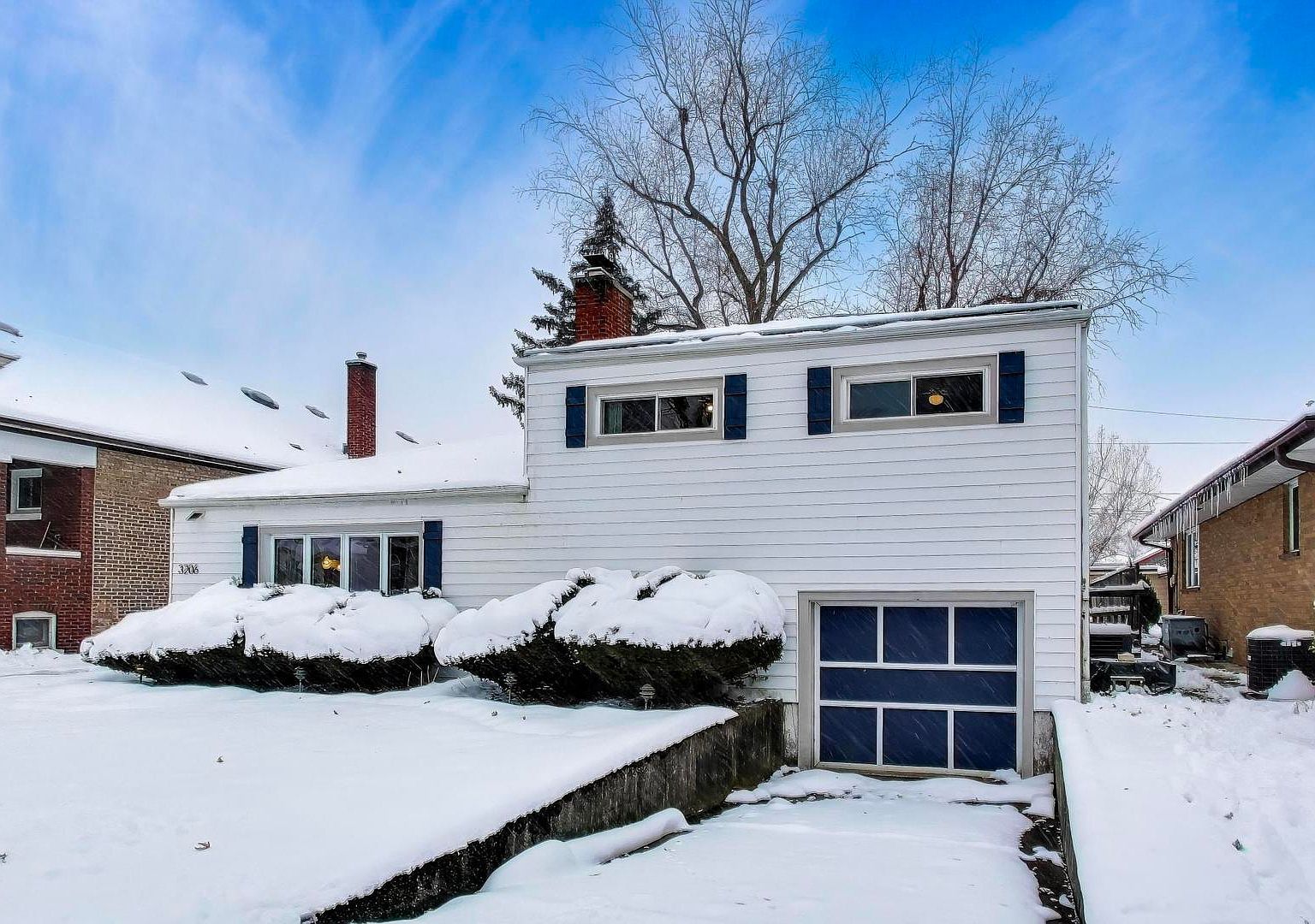 3206 Sunnyside Ave Brookfield, IL 60513 - Thumbnail 2