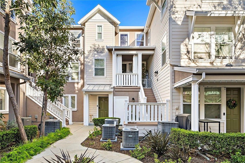 36 Valmont Way Mission Viejo, CA 92694  | Condominium