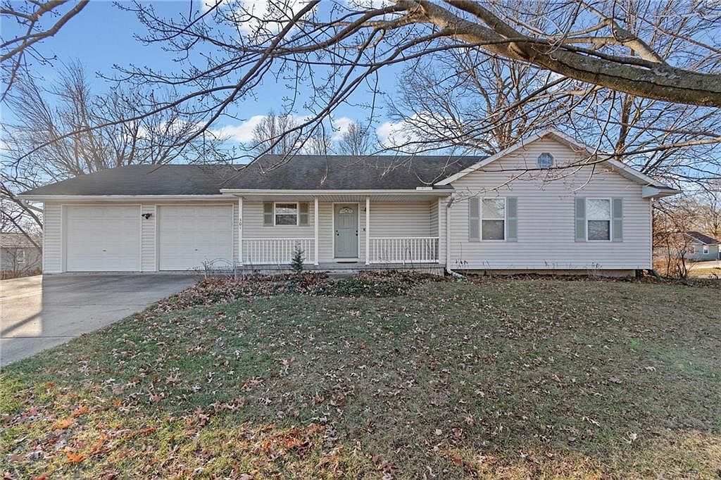 301 Walnut St Lathrop, MO 64465 - Thumbnail 2