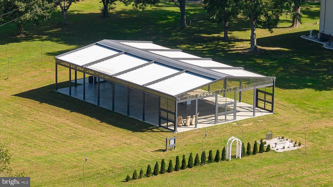 667 Hustle Rd Hustle, VA 22476 - Thumbnail 2