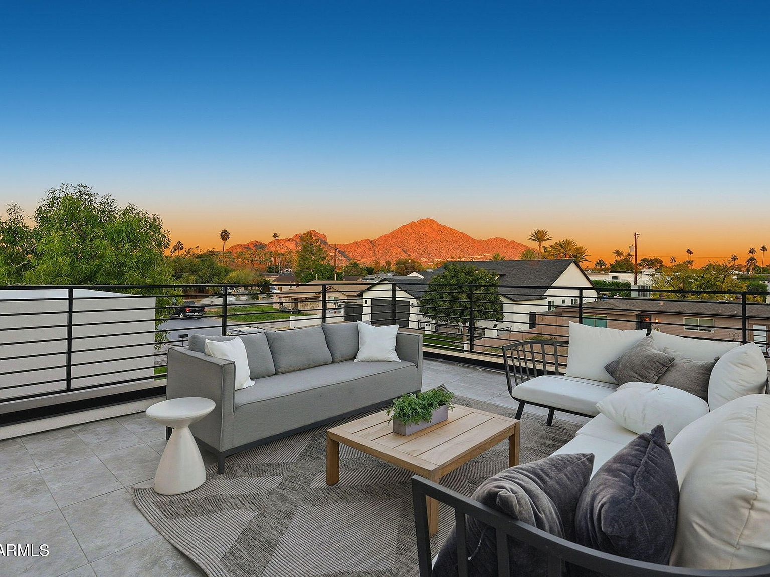 4234 N 42nd Pl Phoenix, AZ 85018 - Thumbnail 2