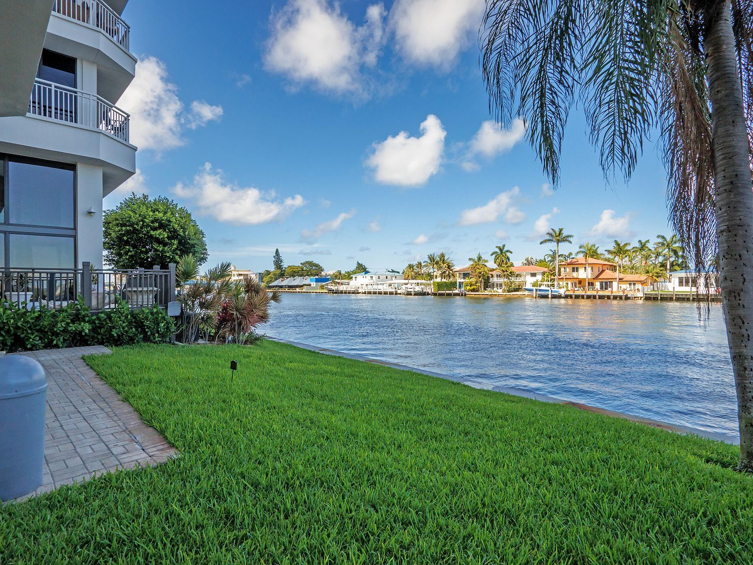 3100 NE 48th St APT 806 Fort Lauderdale, FL 33308, 33308