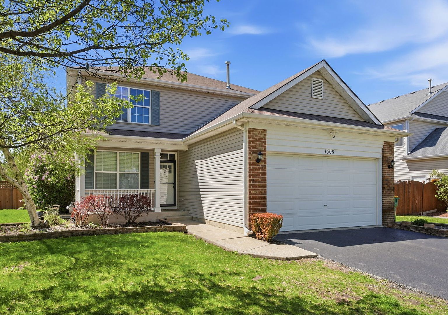 1305 Fitzer Dr Joliet, IL 60431  | Single Family