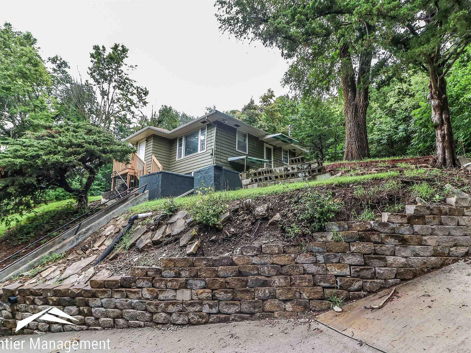 605 Ratone Ln Manhattan, KS 66502 - Thumbnail 2