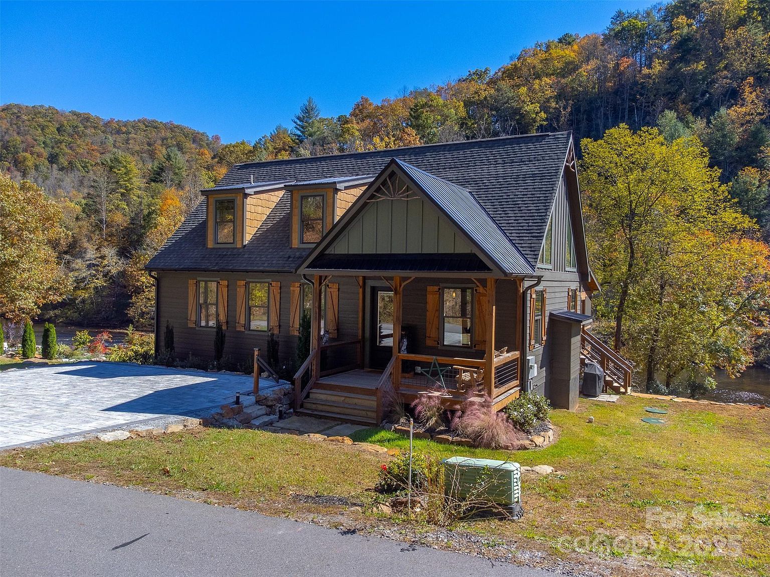 186 Grayling Dr Cullowhee, NC 28723 - Thumbnail 2