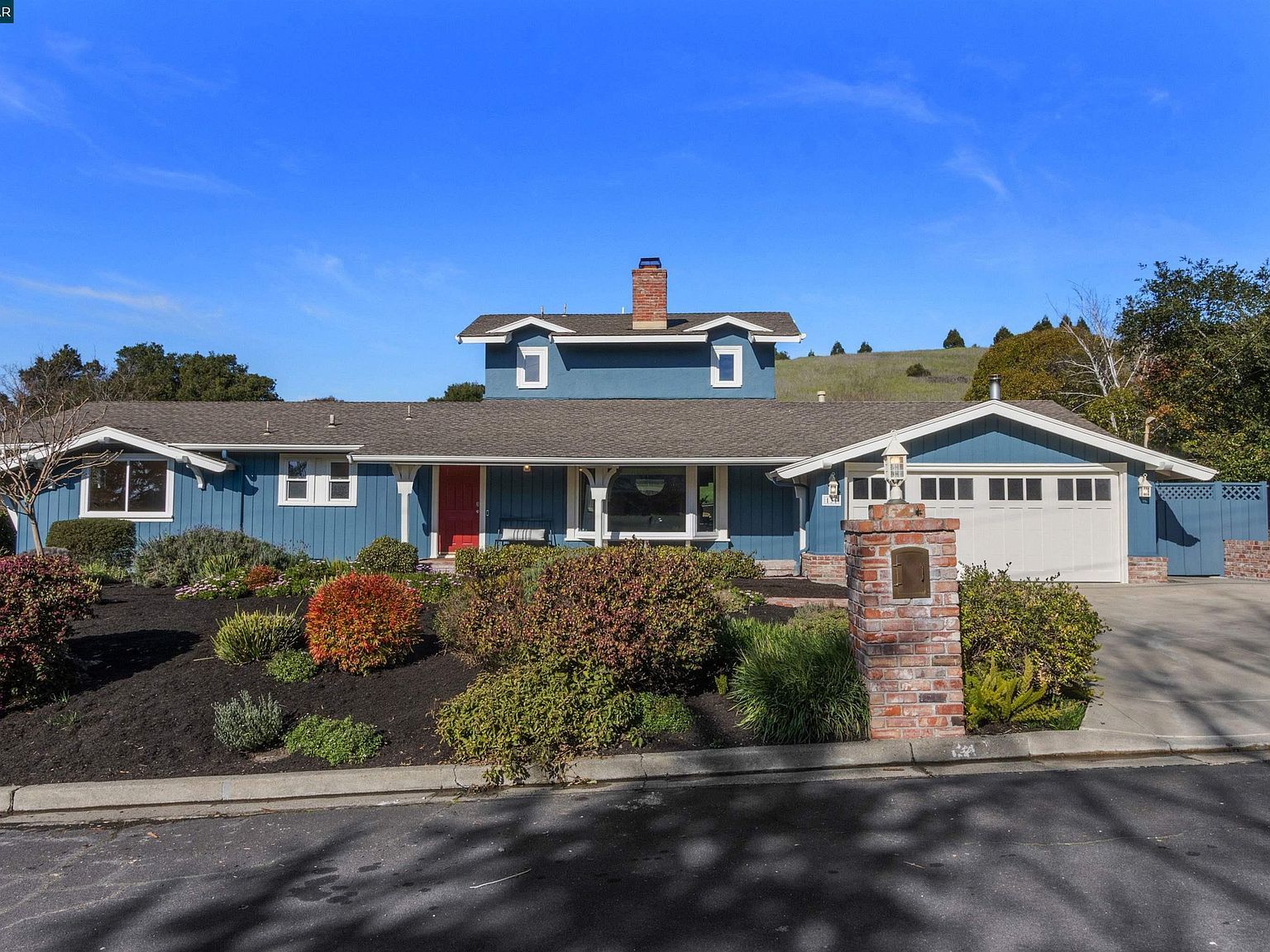 131 Donald Dr Moraga, CA 94556 - Thumbnail 2