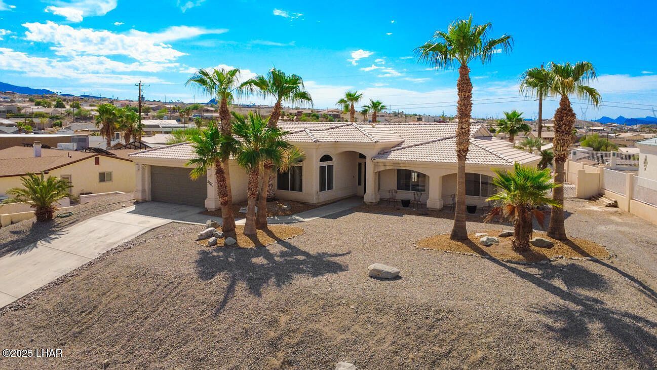 3220 Douglas Dr Lake Havasu City, AZ 86404 - Thumbnail 2