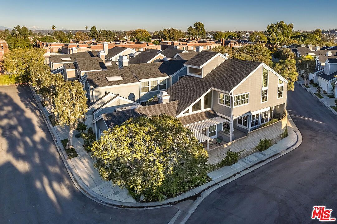 13080 Mindanao Way APT 66 Marina Del Rey, CA 90292 - Thumbnail 2