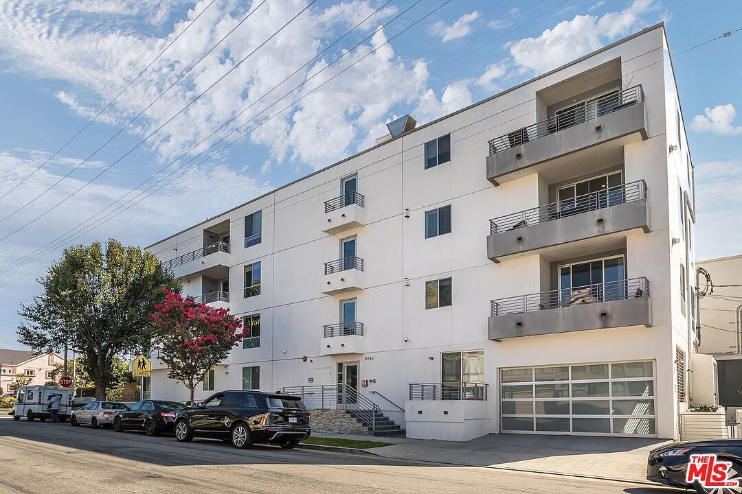 11764 Idaho Ave UNIT 301 Los Angeles, CA 90025 - Thumbnail 2