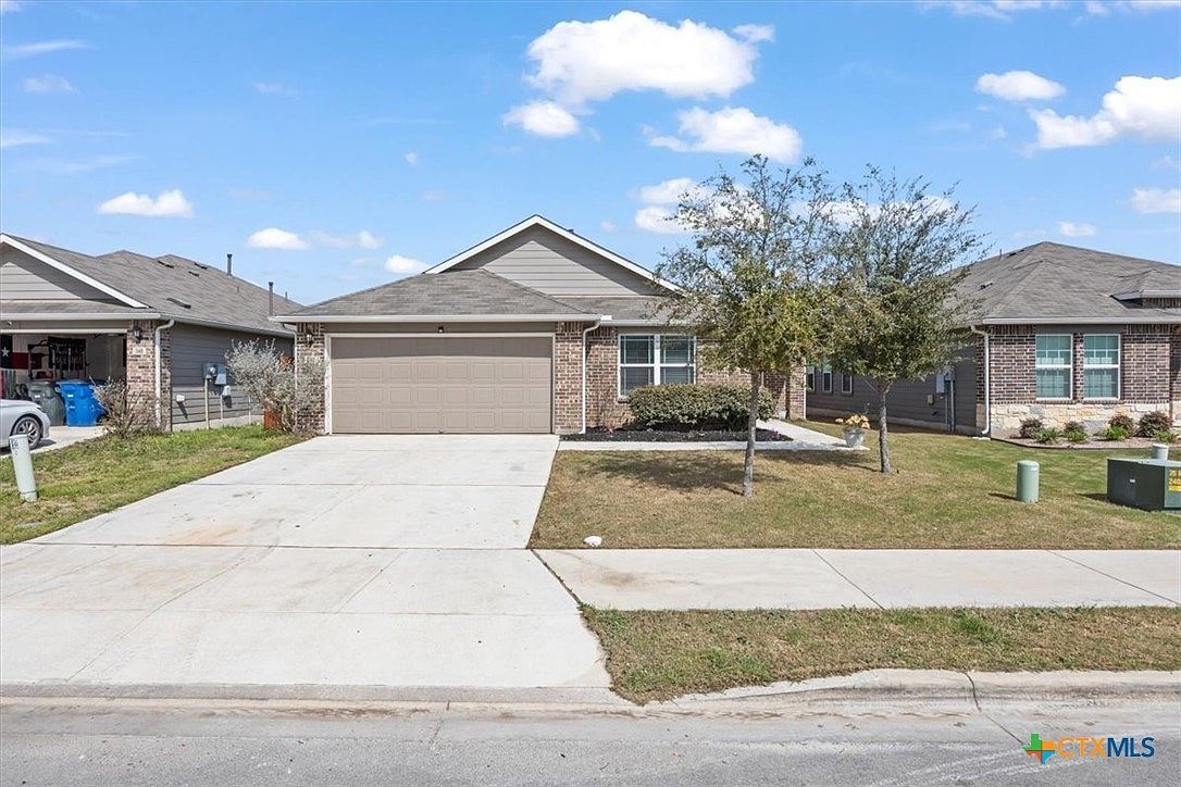 342 N Kowald Ln New Braunfels, TX 78130 - Thumbnail 2