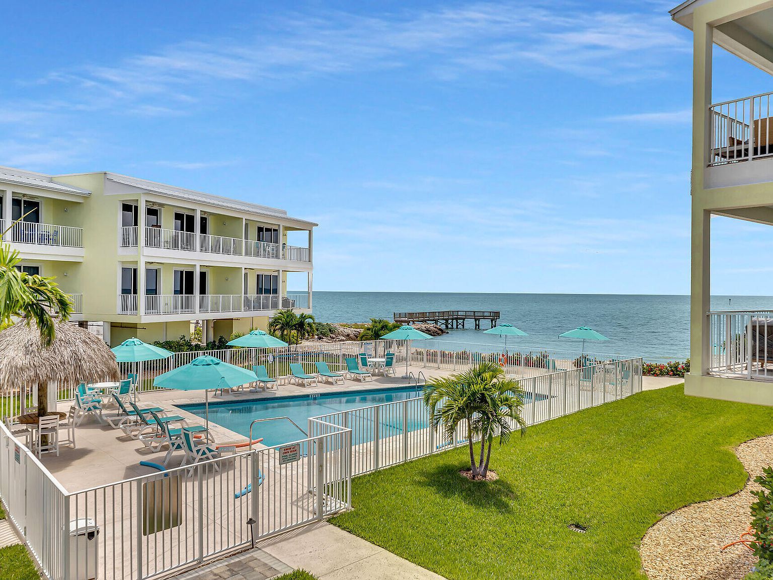501 E Ocean Dr APT 9 Key Colony Beach, FL 33051 - Thumbnail 2