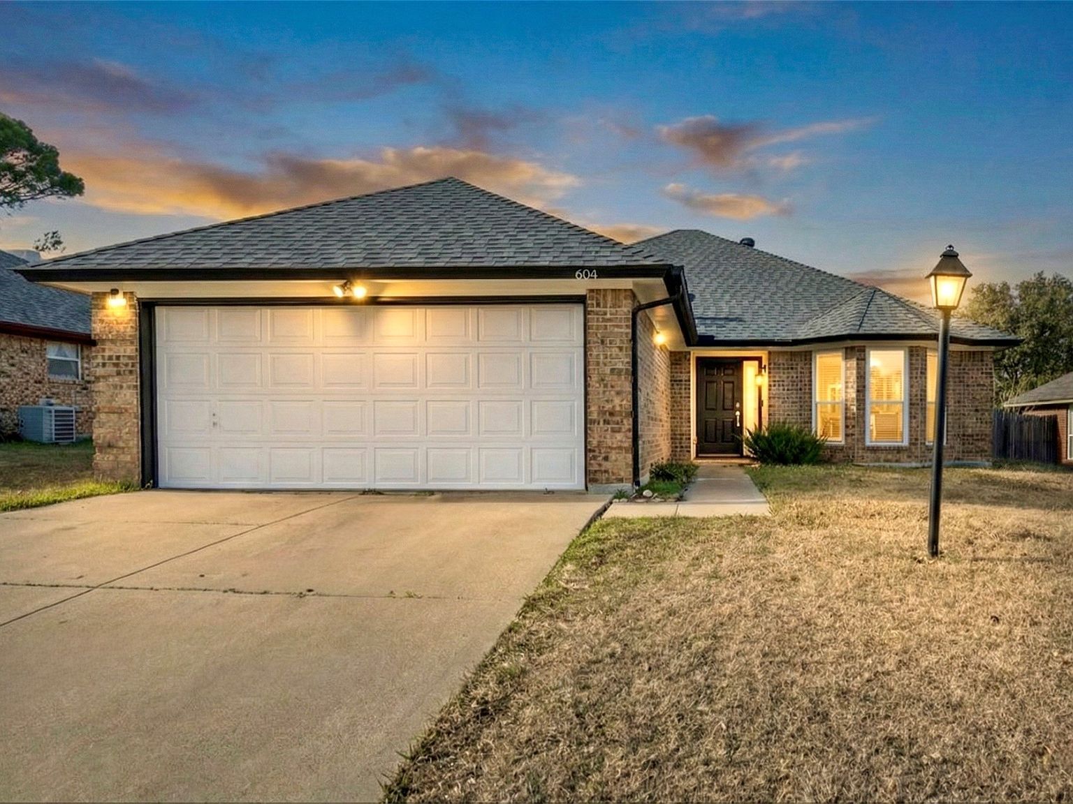 604 Lionel Way Fort Worth, TX 76108 - Thumbnail 2