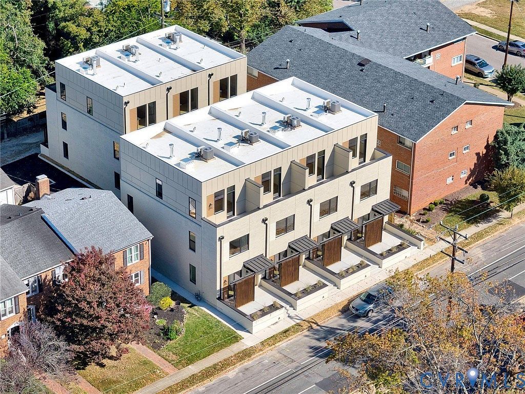 4509 Colonial Place Aly Richmond, VA 23221 - Thumbnail 2