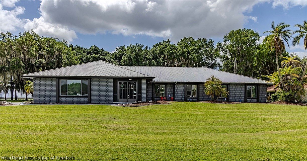 1229 Lakeside Way Sebring, FL 33876 | Single Family