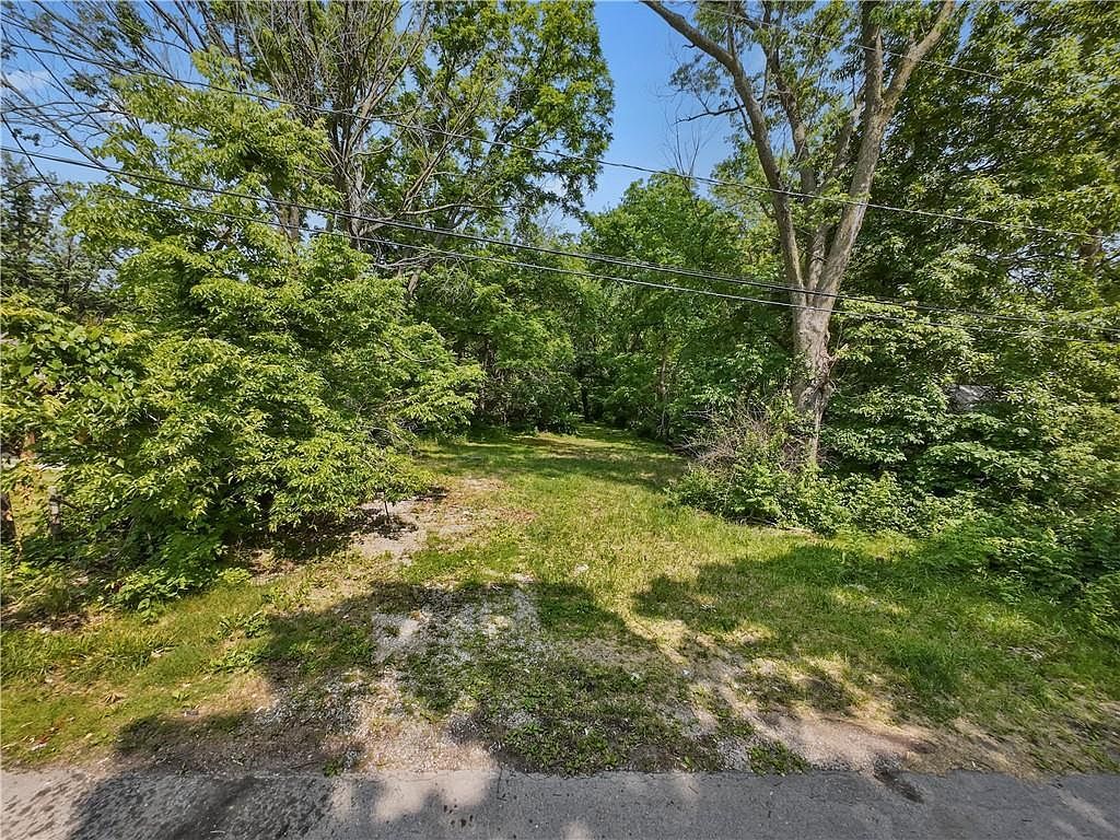 5119 Booth Ave Kansas City, MO 64129 - Thumbnail 2