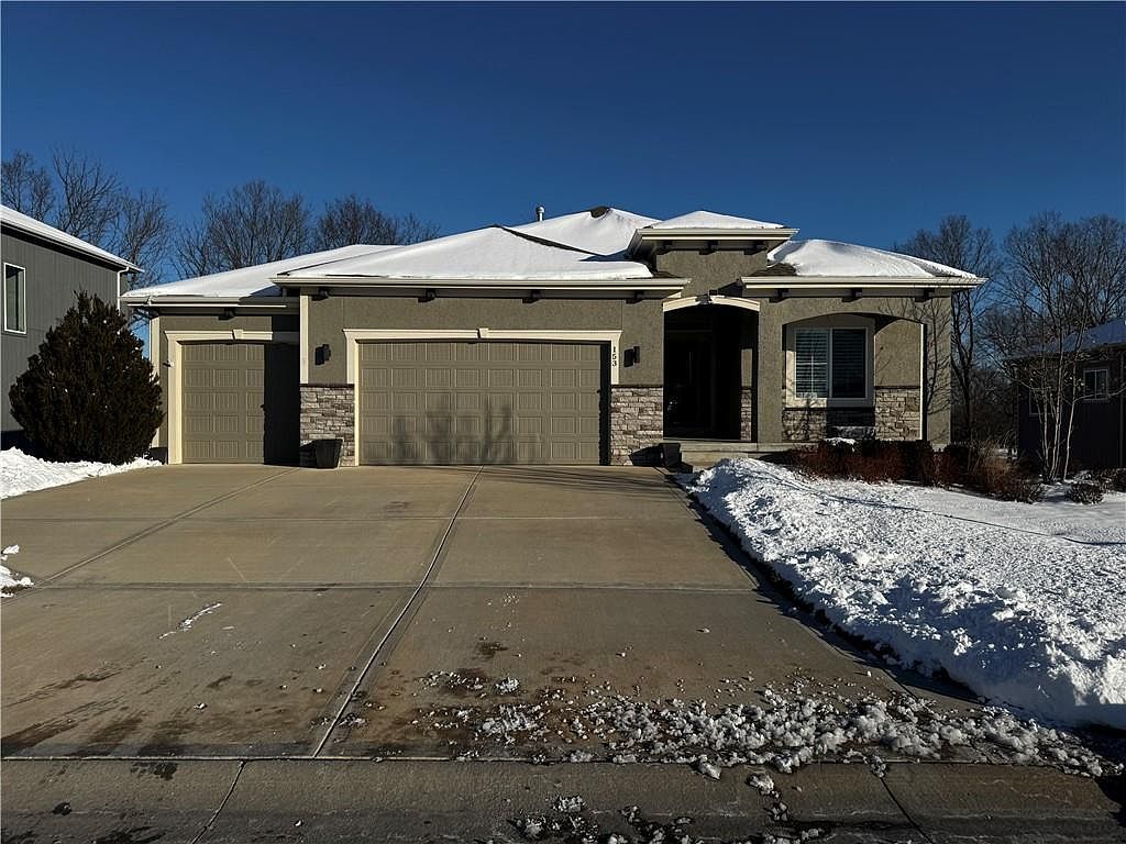 153 SE Riley St Blue Springs, MO 64064 | Single Family