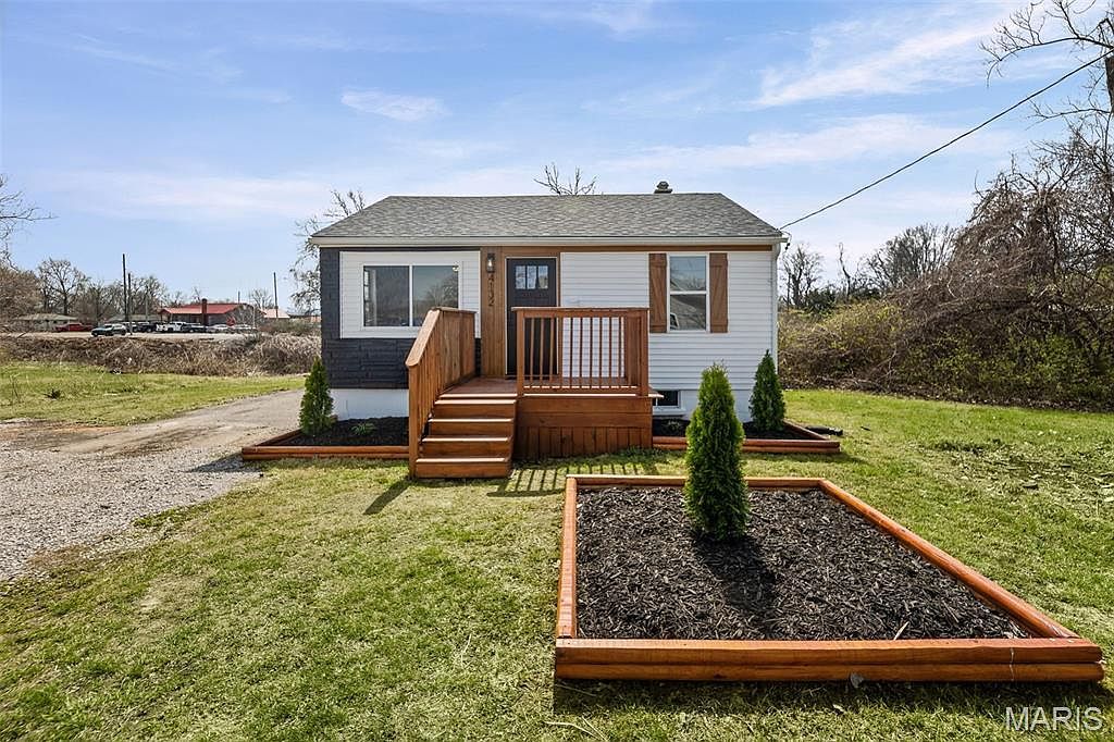 4132 Pontoon Rd Granite City, IL 62040 - Thumbnail 2