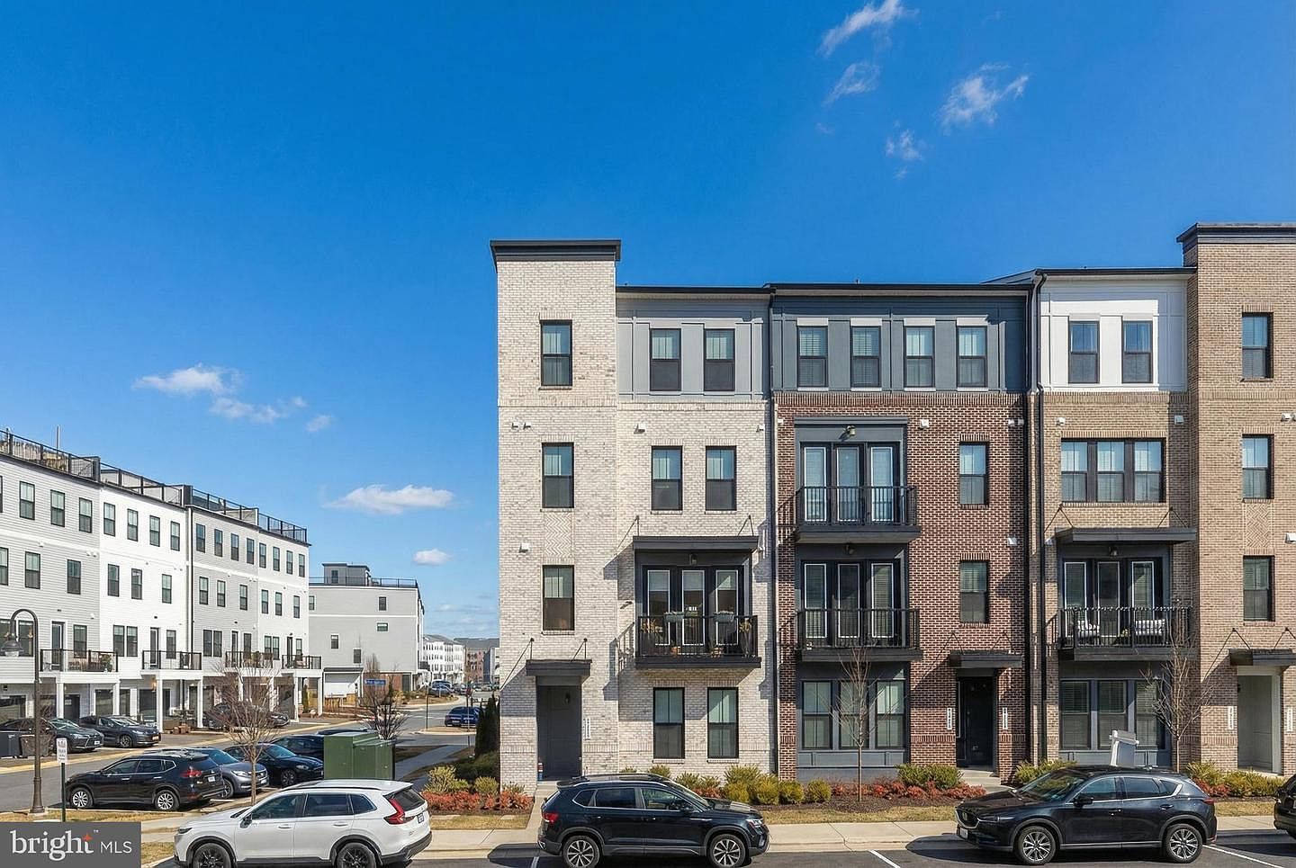 43255 Farringdon Sq Ashburn, VA 20148 - Thumbnail 2