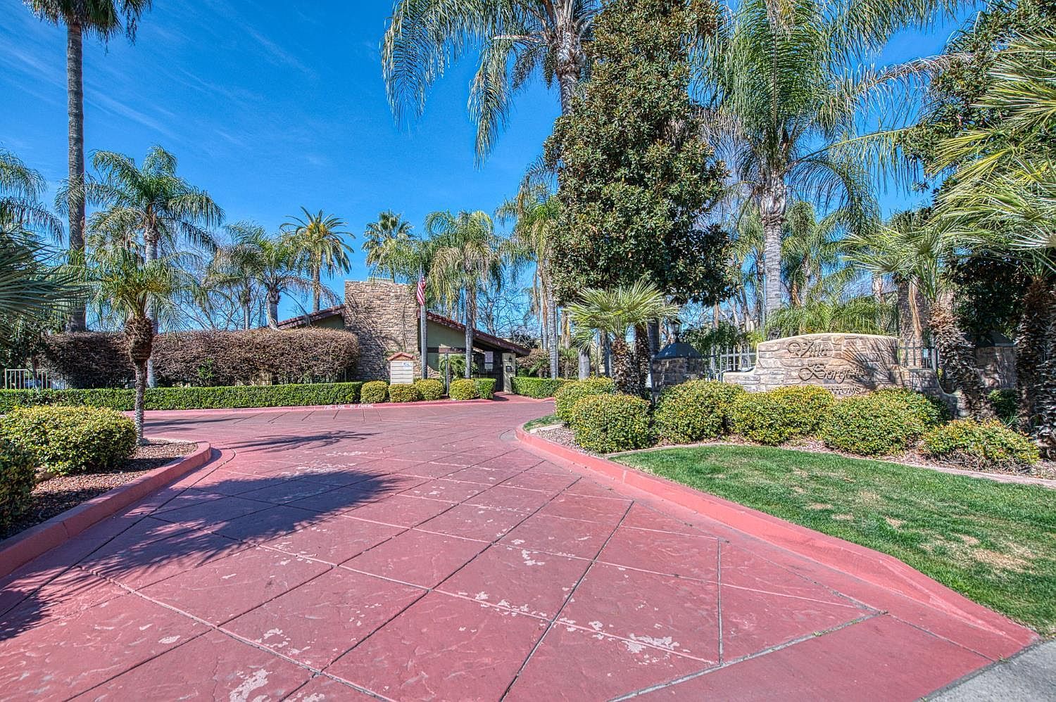 2881 Huntington Blvd APT 262 Fresno, CA 93721 - Thumbnail 2