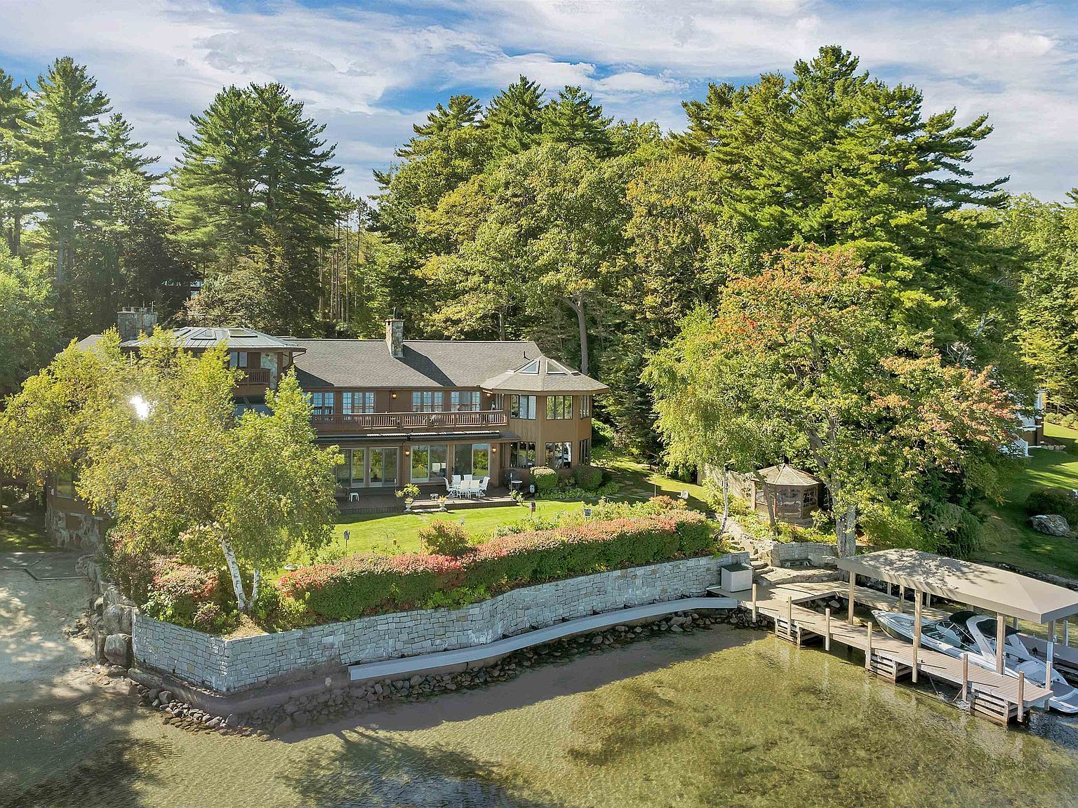 211 Dockham Shore Rd Gilford, NH 03249 - Thumbnail 2