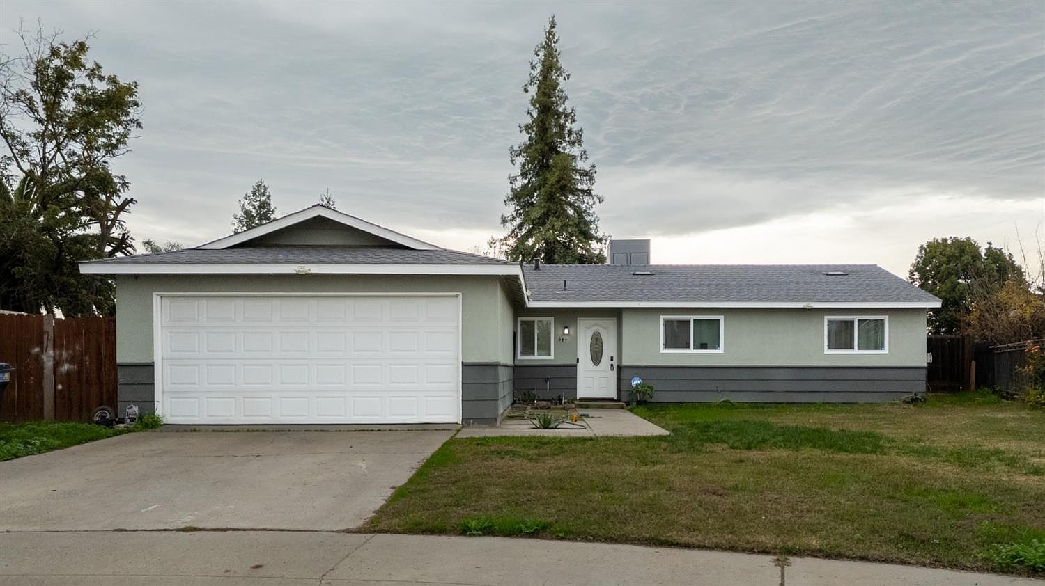 601 Summit Ct Modesto, CA 95357 - Thumbnail 2