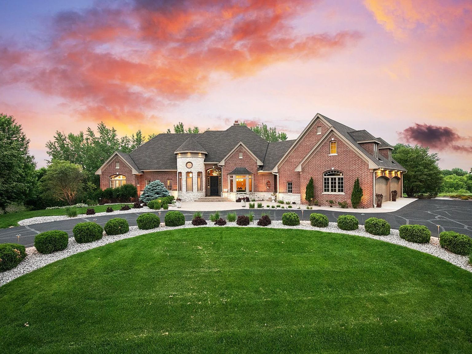 130 Bergamot Dr Hamel, MN 55340  | Single Family