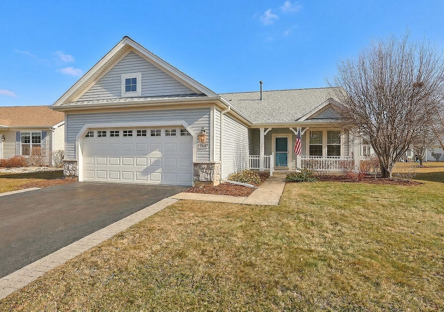 11687 Stonewater Xing Huntley, IL 60142 - Thumbnail 2