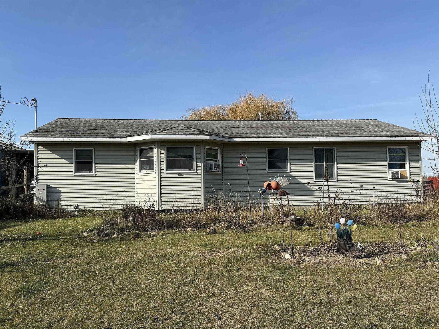 250 S Merritt Rd Merritt, MI 49667 - Thumbnail 2