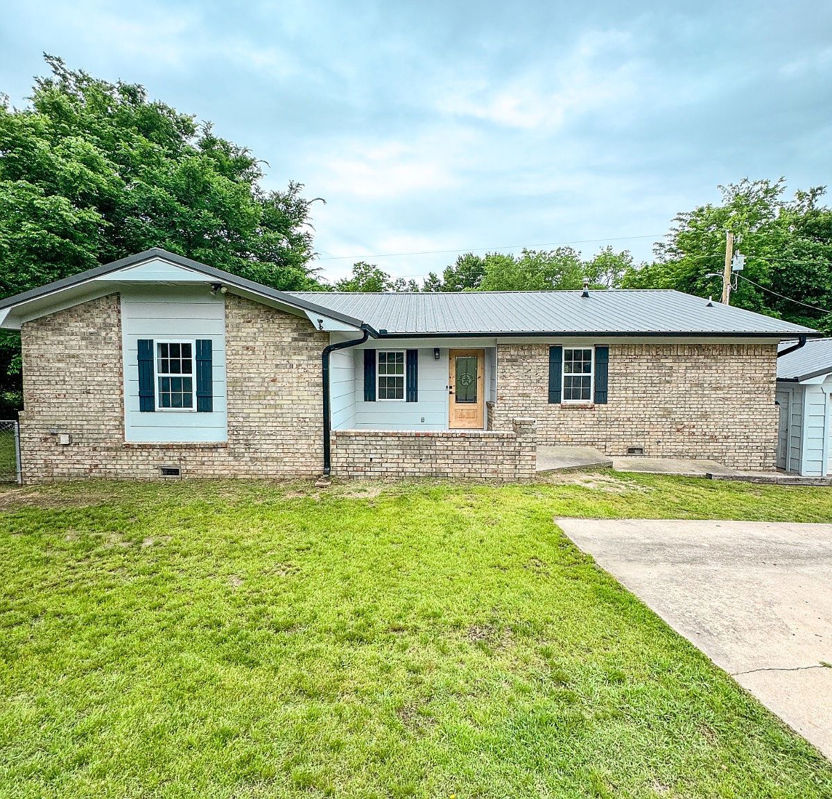 129 Country Aire Est McAlester, OK 74501  | Single Family
