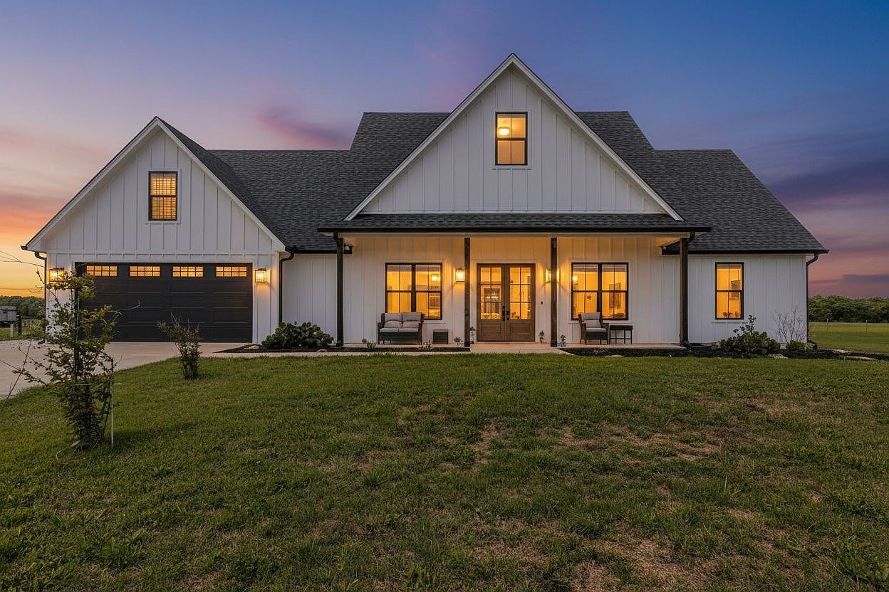 289 E Bell Rd Waco, TX 76705  | Single Family