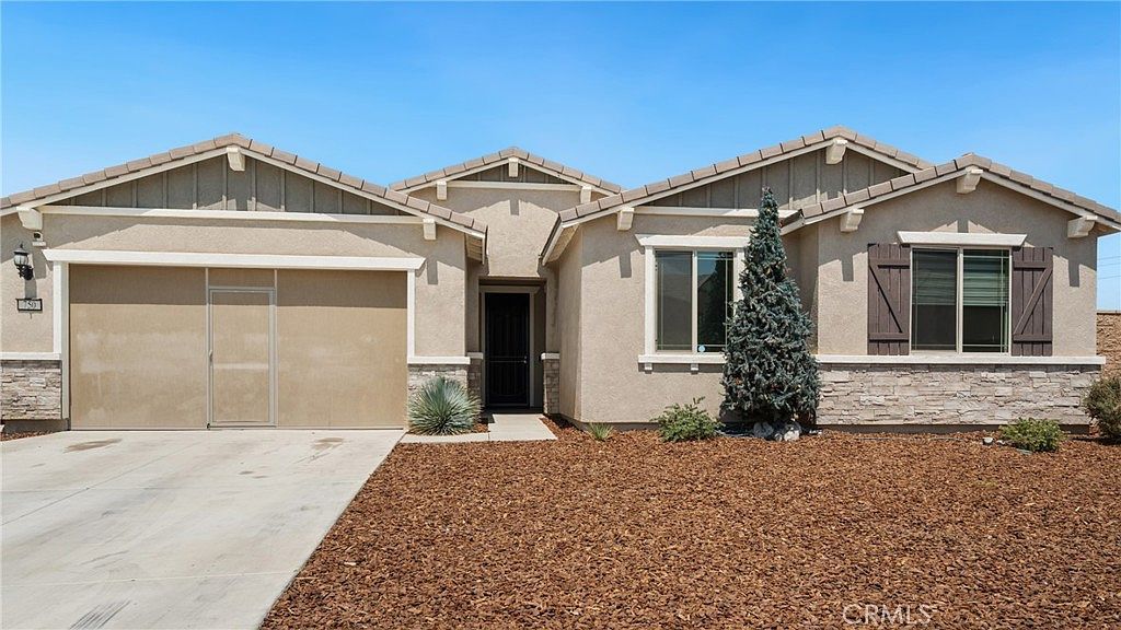 750 Green Ct Perris, CA 92571 - Thumbnail 2