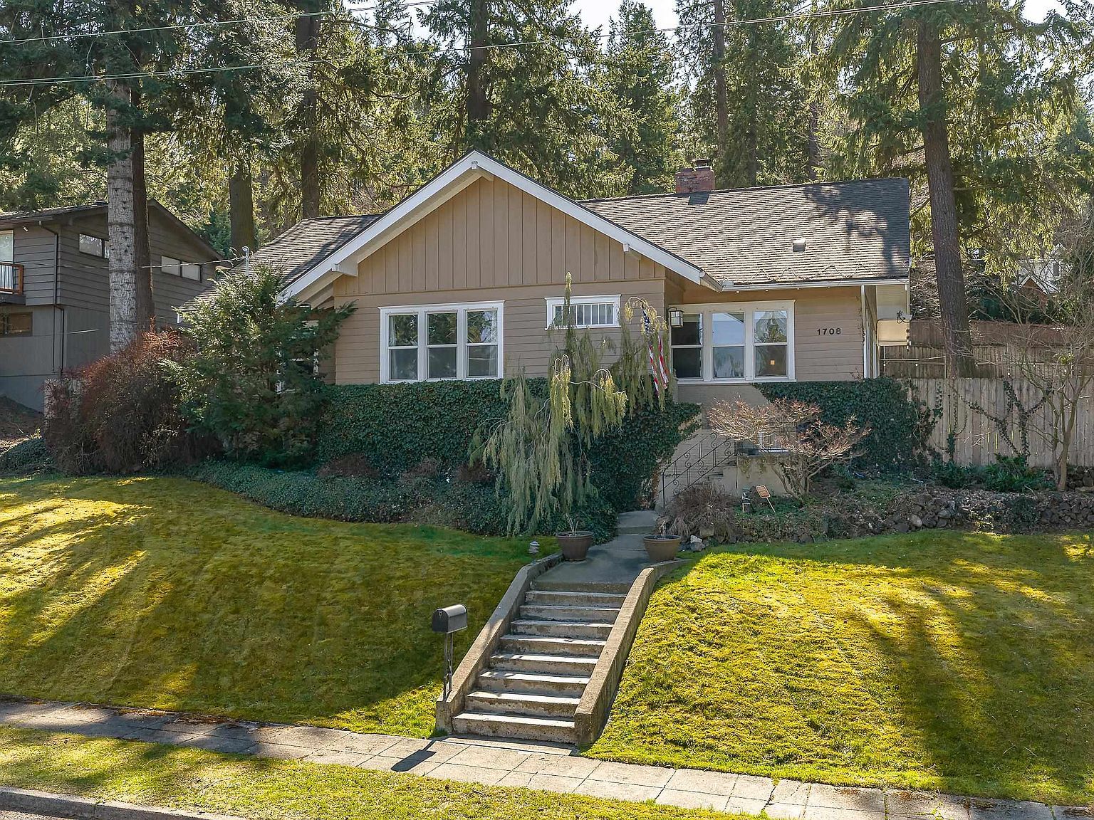 1708 E 18th Ave Spokane, WA 99203  | Single Family