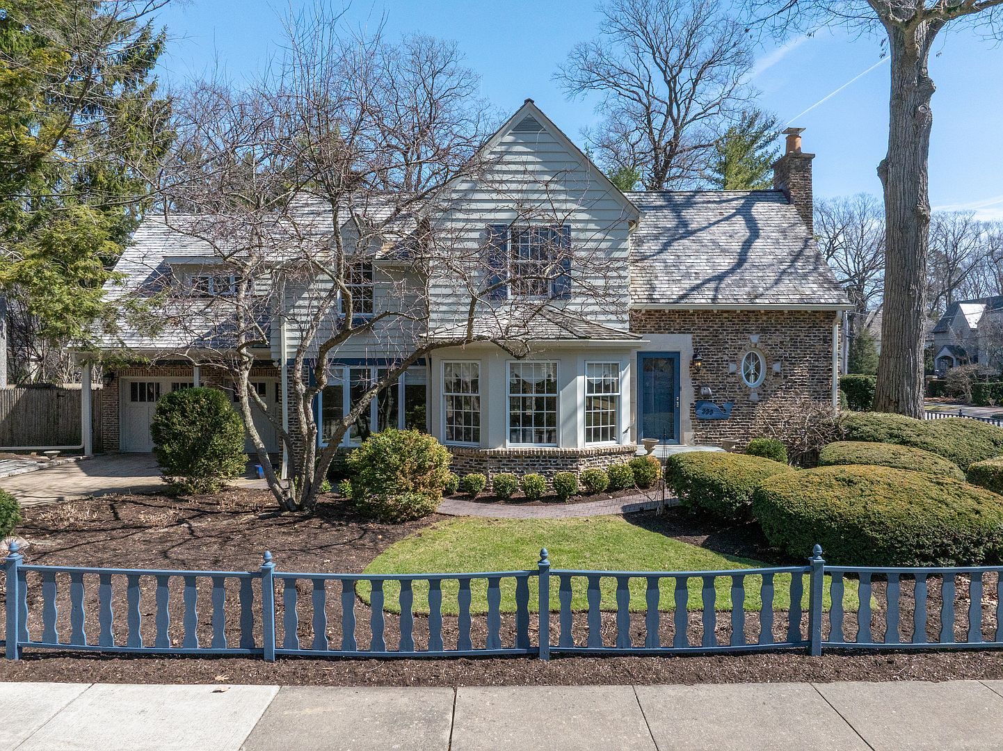 333 Simpson St Lake Bluff, IL 60044 - Thumbnail 2